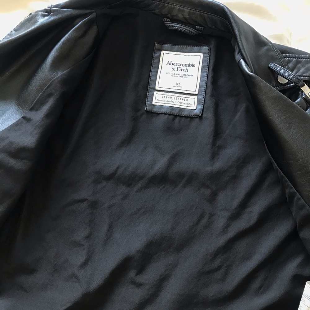Leather jacket - Picture 5 of 6